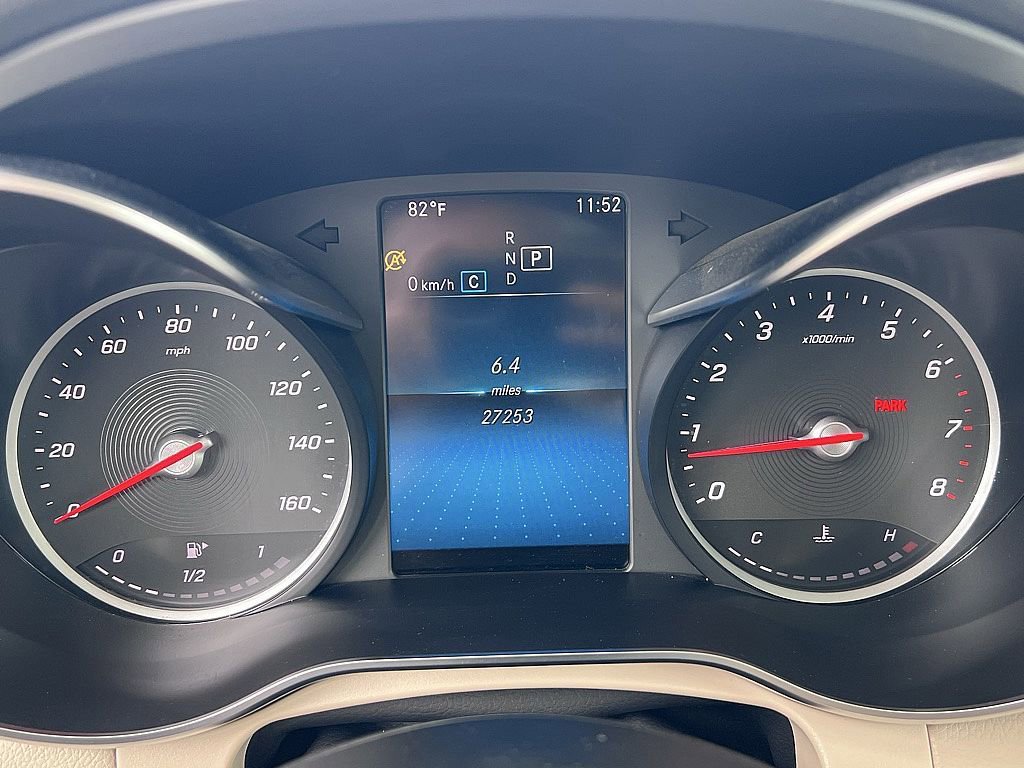 Used 2020 Mercedes-Benz GLC 300 4MATIC image 15