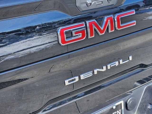 New 2026 GMC Sierra 3500 Denali w/ Denali Reserve Package AWD/4WD image 7