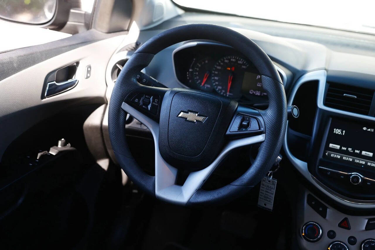 Used 2017 Chevrolet Sonic LT image 44