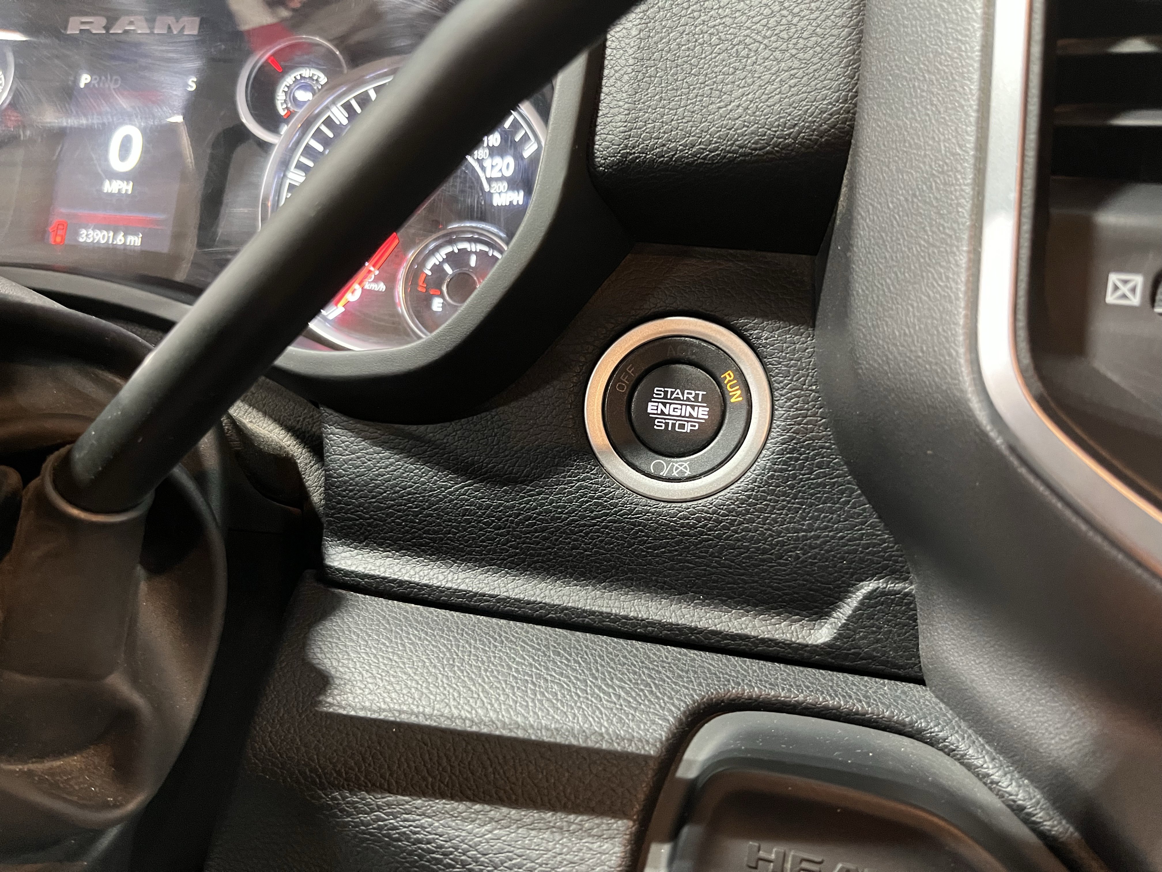 Used 2024 RAM 2500 Big Horn image 24