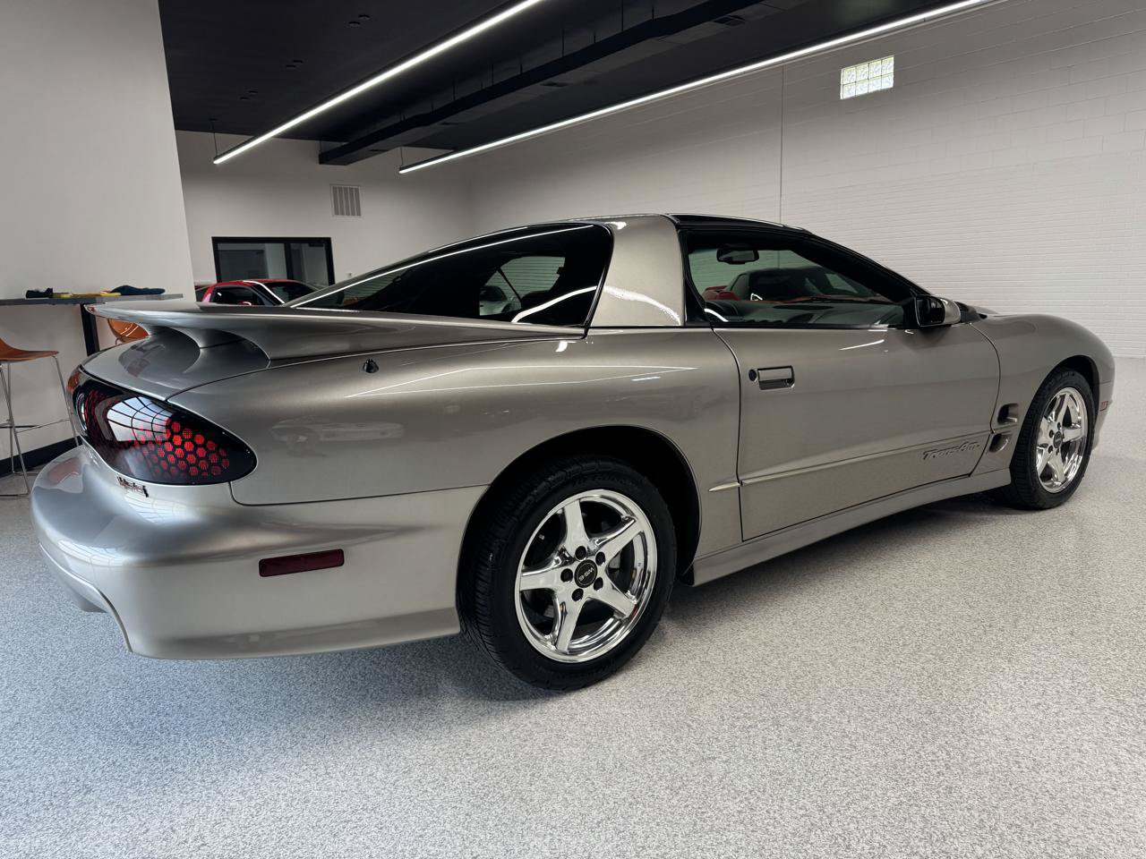 Used 2000 Pontiac Firebird Formula RWD image 17