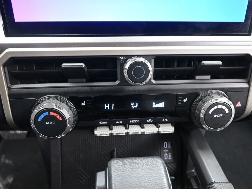 Used 2024 Toyota Tacoma TRD Off-Road image 20