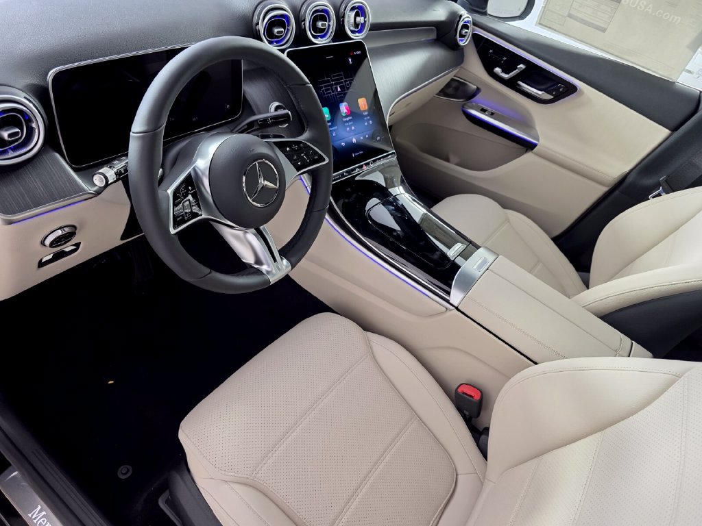New 2027 Mercedes-Benz GLC 300 4MATIC image 7