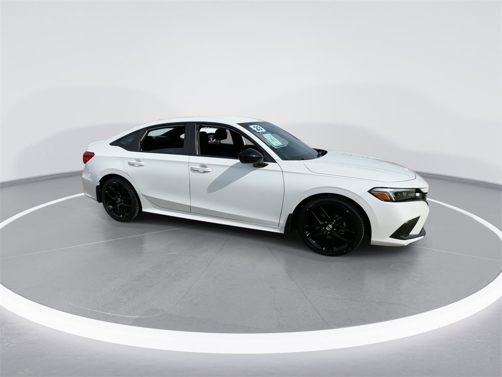 Used 2023 Honda Civic Sport image 3