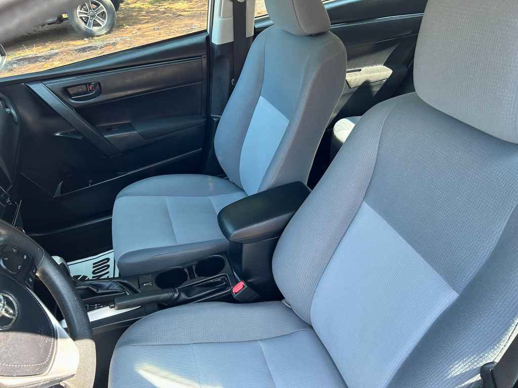 Used 2019 Toyota Corolla L FWD image 9