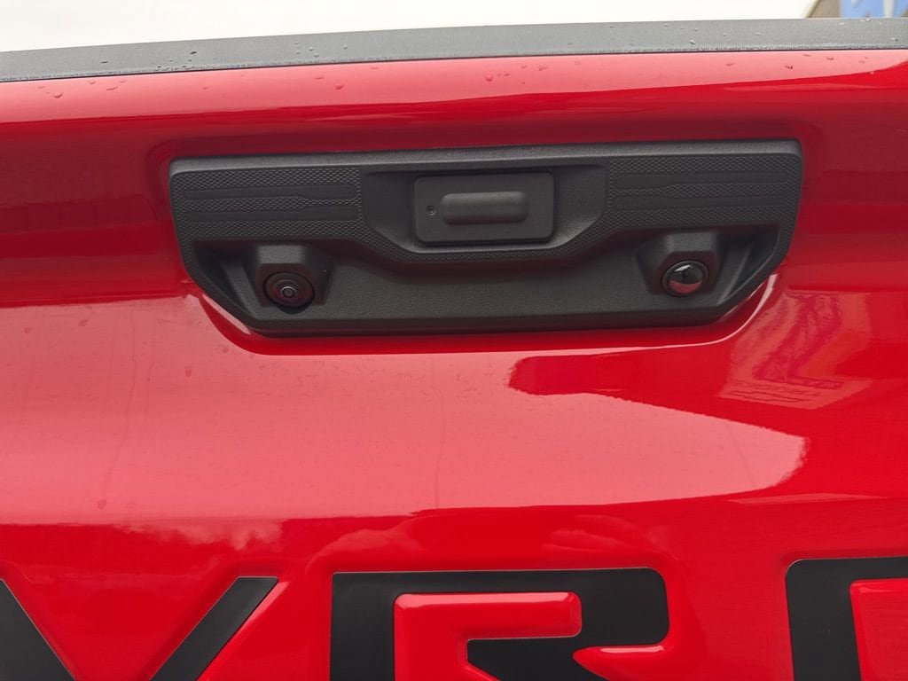New 2026 Chevrolet Silverado 1500 Custom Trail Boss w/ LPO, Dark Essentials Package AWD/4WD image 11