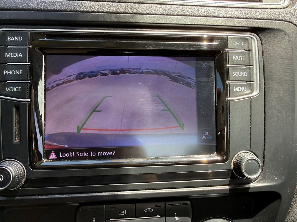 Used 2016 Volkswagen Jetta SE FWD image 10