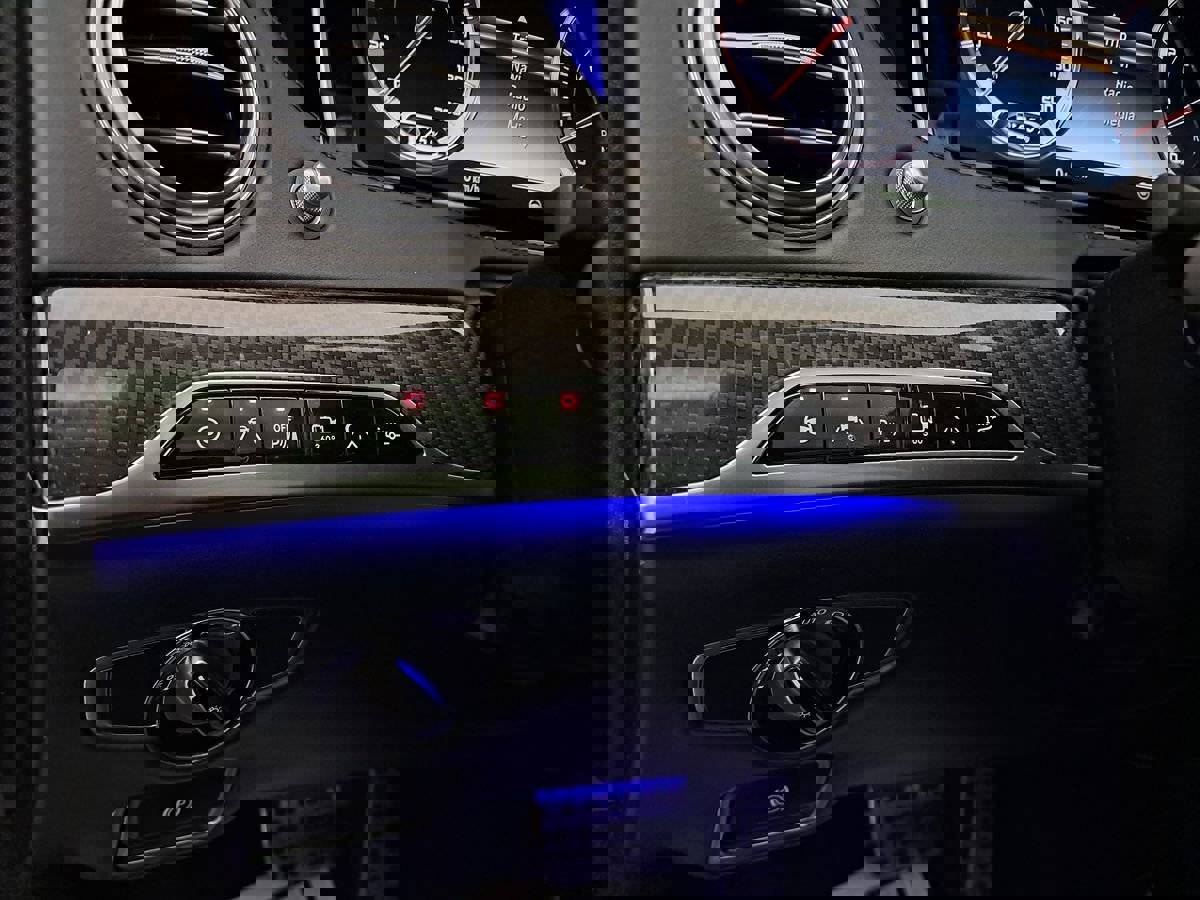 Used 2016 Mercedes-Benz S 63 AMG 4MATIC Sedan image 26