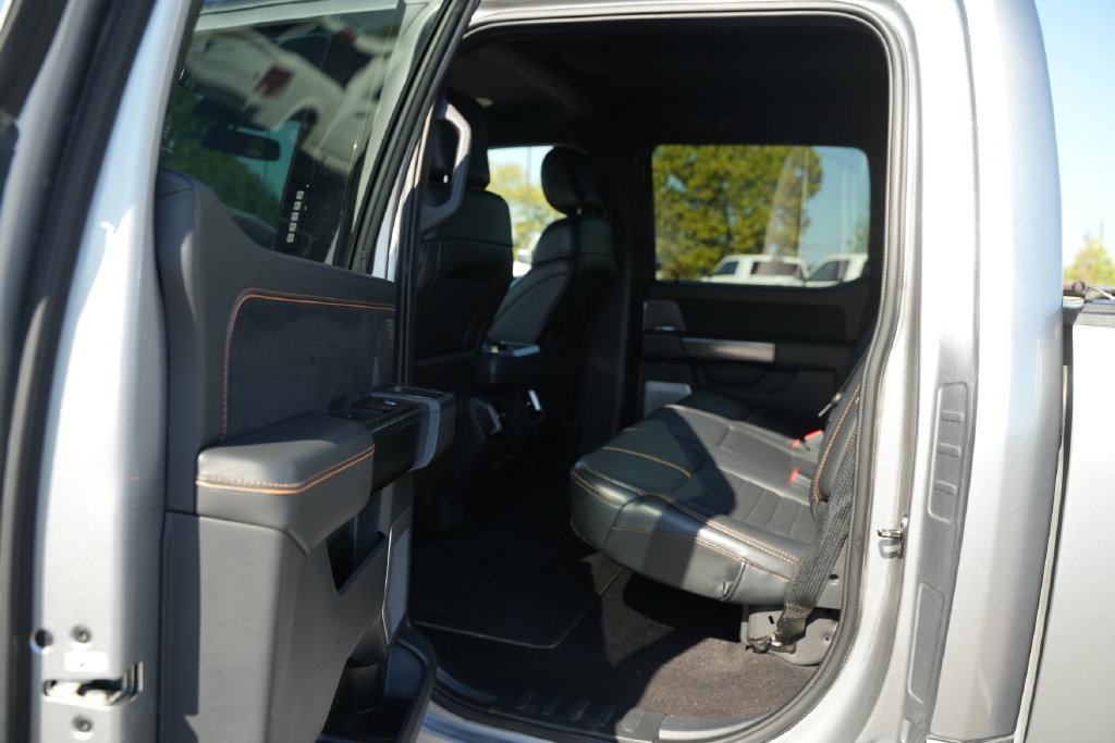 Used 2021 Ford F150 4x4 SuperCrew image 16
