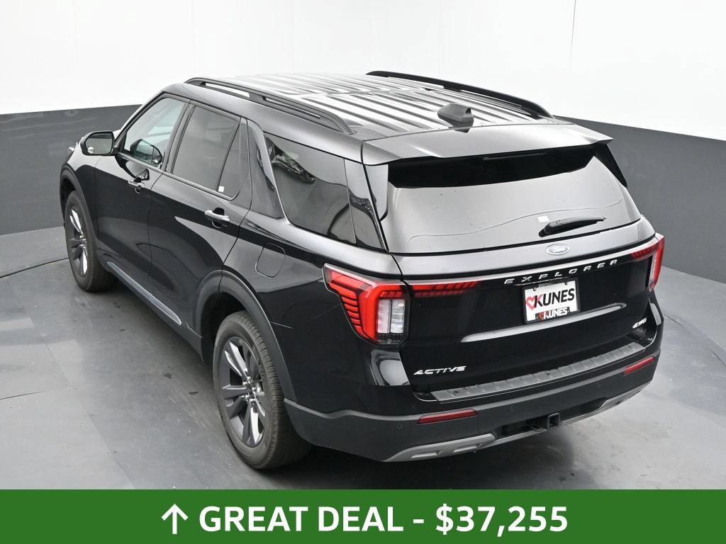 Used 2025 Ford Explorer Active w/ Active Comfort Package AWD/4WD image 42