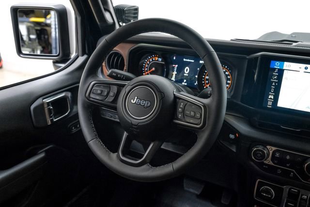 Used 2025 Jeep Gladiator Rubicon w/ Safety Group AWD/4WD image 66