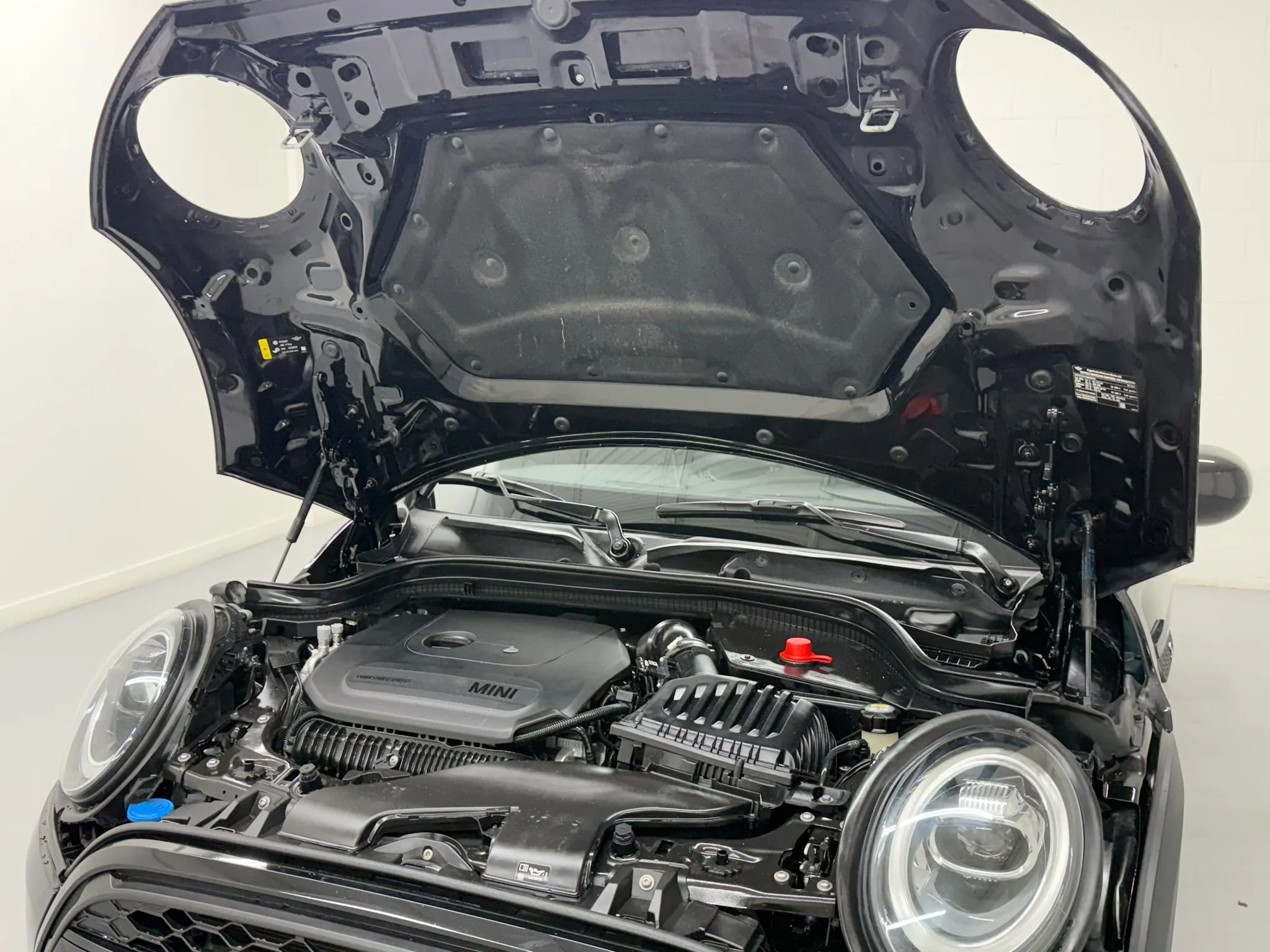 Used 2022 MINI Cooper S image 61