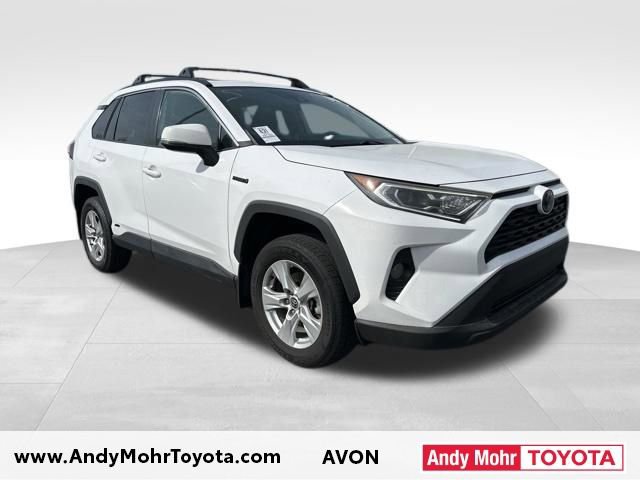 Used 2021 Toyota RAV4 XLE w/ Convenience Package AWD/4WD image 1