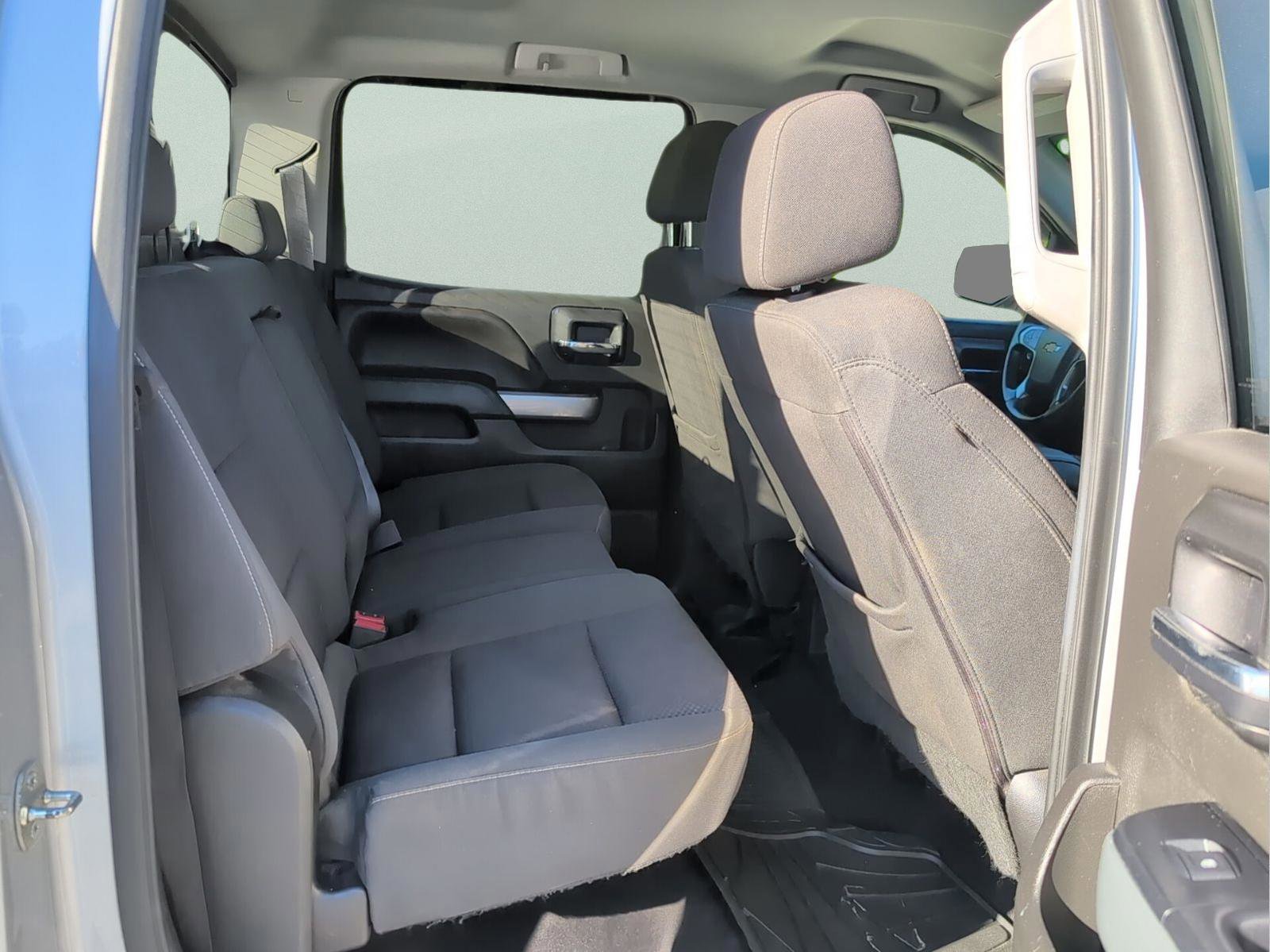 Used 2018 Chevrolet Silverado 1500 LT w/ All Star Edition image 29