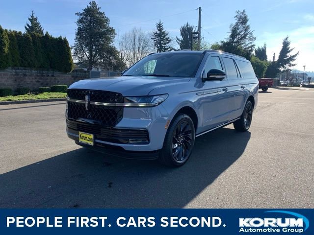 New 2026 Lincoln Navigator L Reserve w/ Jet Appearance Package image 1