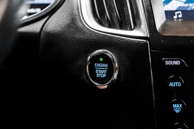 Used 2019 Ford Edge Titanium image 26