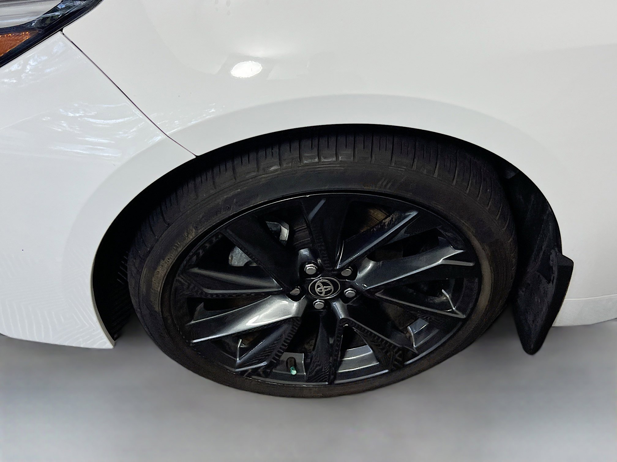 Used 2024 Toyota Corolla SE FWD image 14