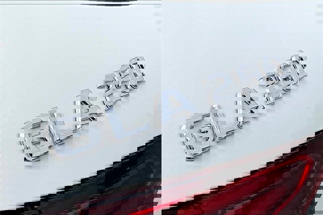 Certified 2025 Mercedes-Benz GLA 250 4MATIC image 27