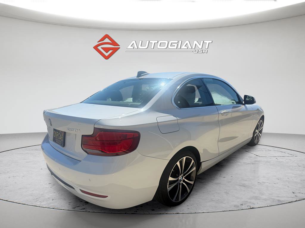 Used 2019 BMW 230i xDrive Coupe w/ Premium Package AWD/4WD image 4
