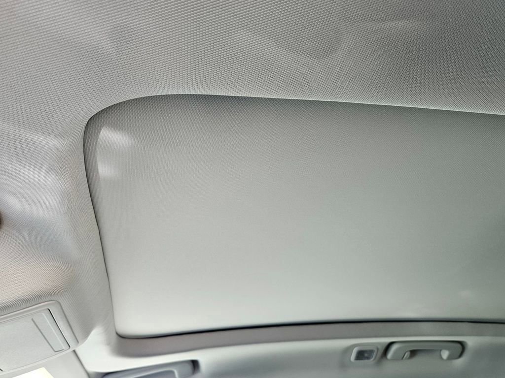 New 2026 Ford Escape SE w/ PHEV Premium Package image 24