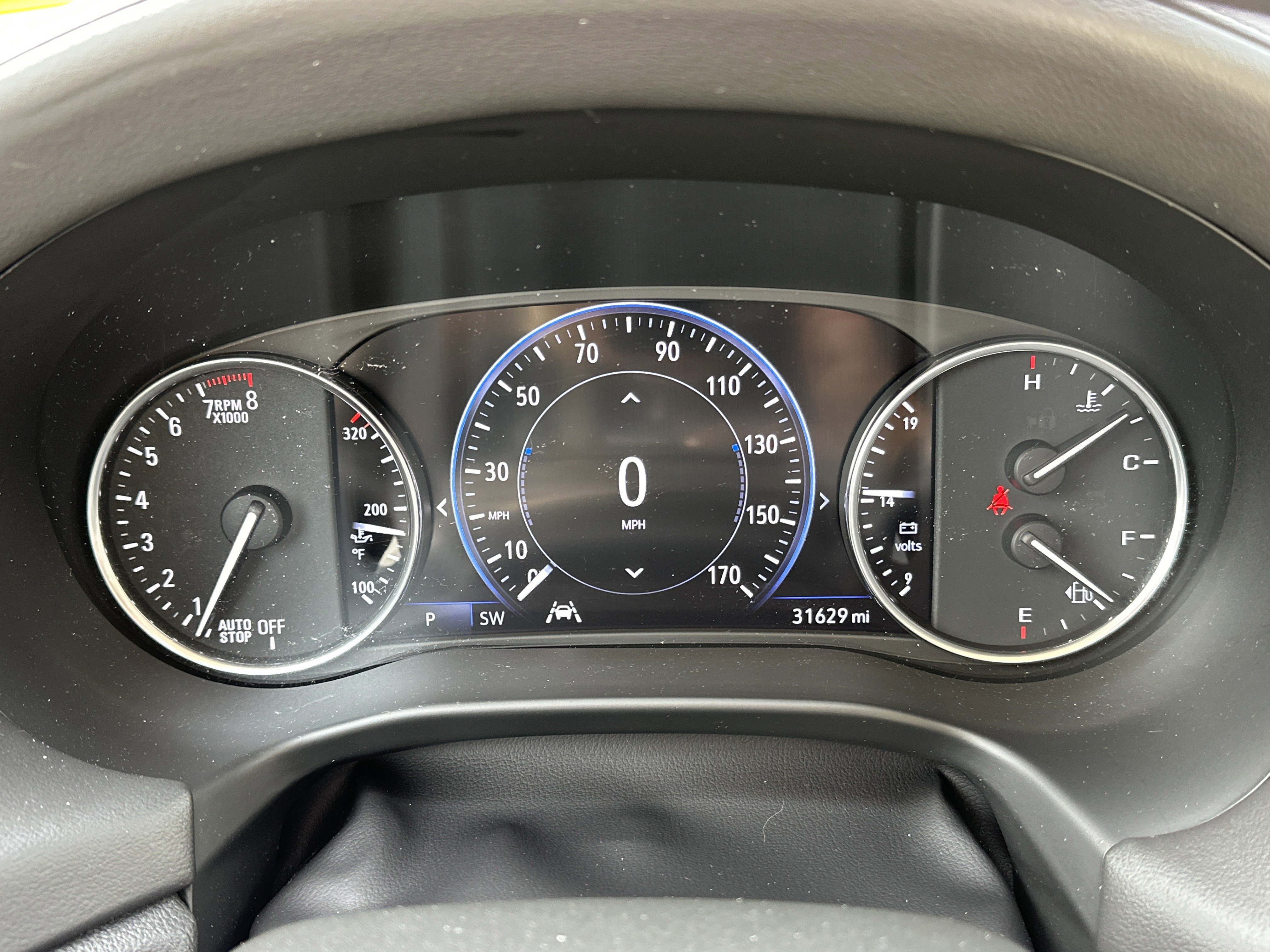 Used 2022 Buick Enclave Avenir w/ Avenir Technology Package image 21