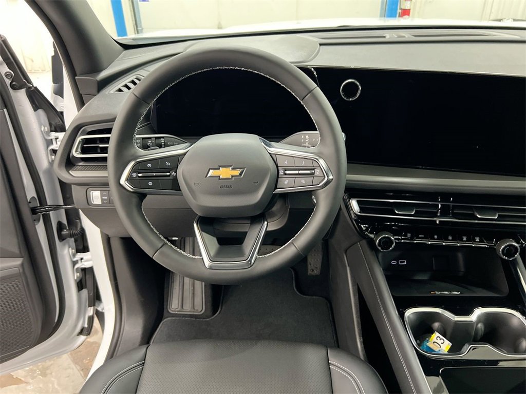 New 2026 Chevrolet Traverse LT w/ Driver Confidence Package image 20