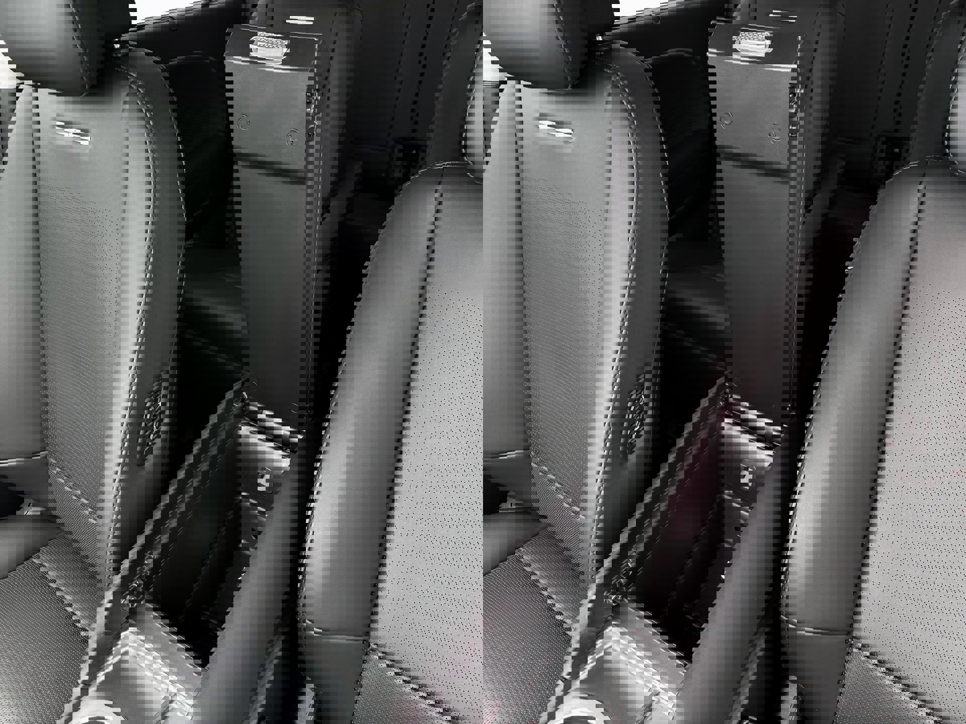 New 2026 Hyundai Ioniq 9 Limited image 18