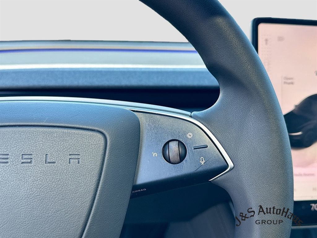 Used 2026 Tesla Model Y Long Range AWD/4WD image 14