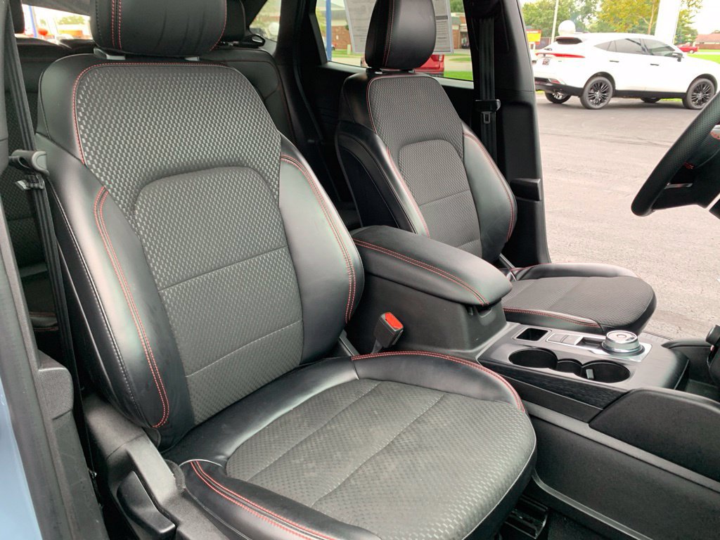 Certified 2023 Ford Escape ST-Line w/ Tech Pack #1 AWD/4WD image 23