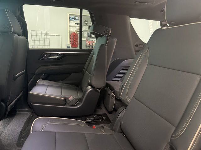 New 2026 Chevrolet Tahoe Premier w/ Sun And Tow Package AWD/4WD image 23