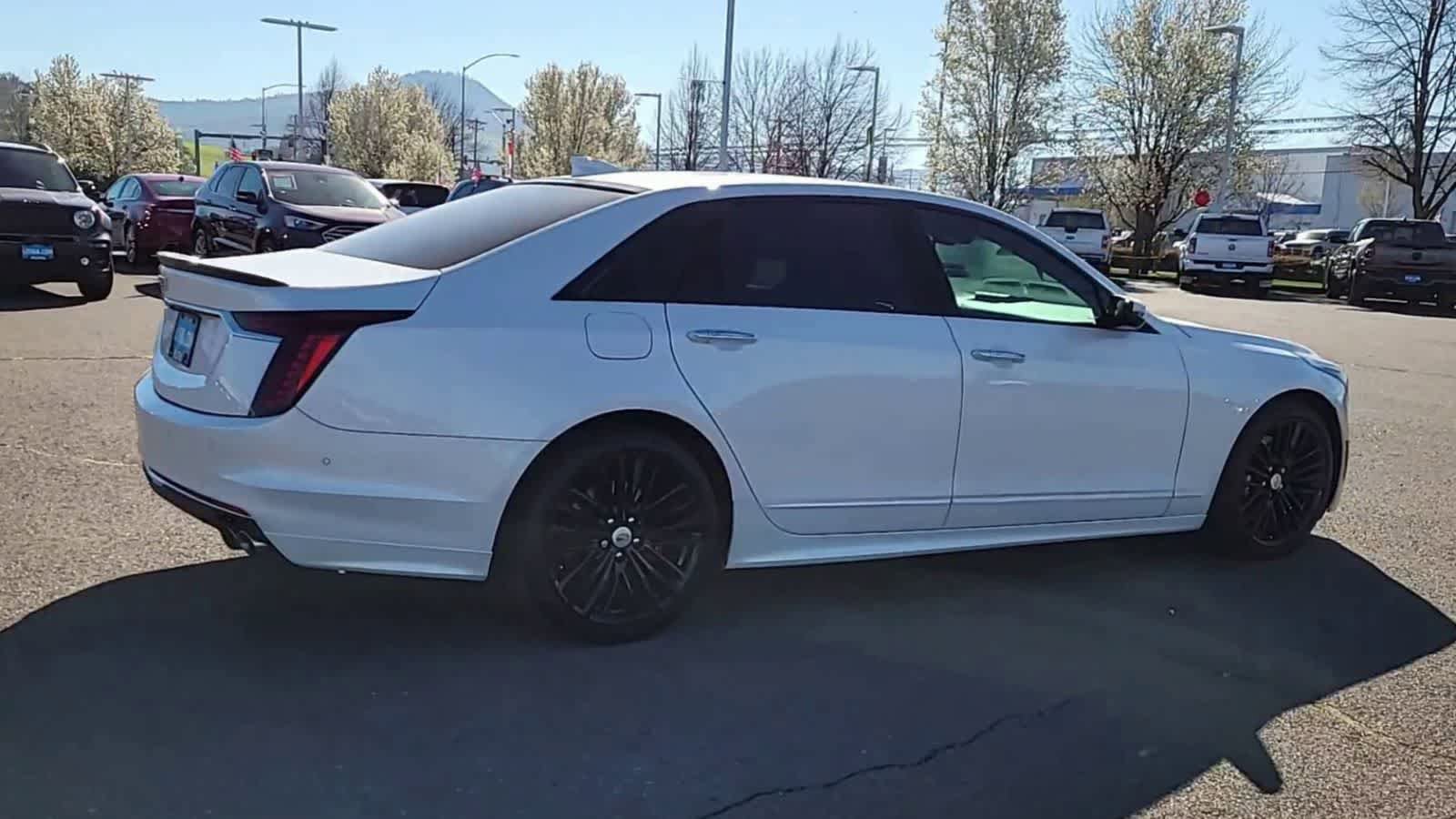Used 2019 Cadillac CT6 V w/ Driver Assist Package AWD/4WD image 8