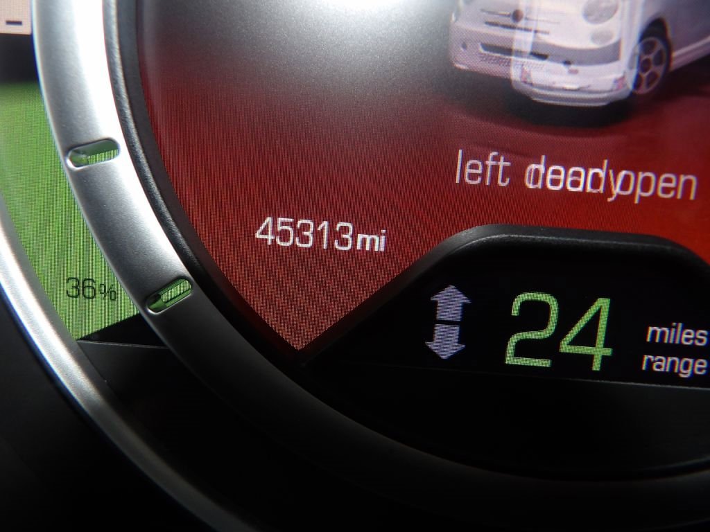 Used 2014 FIAT 500 e w/ Esport Package image 10