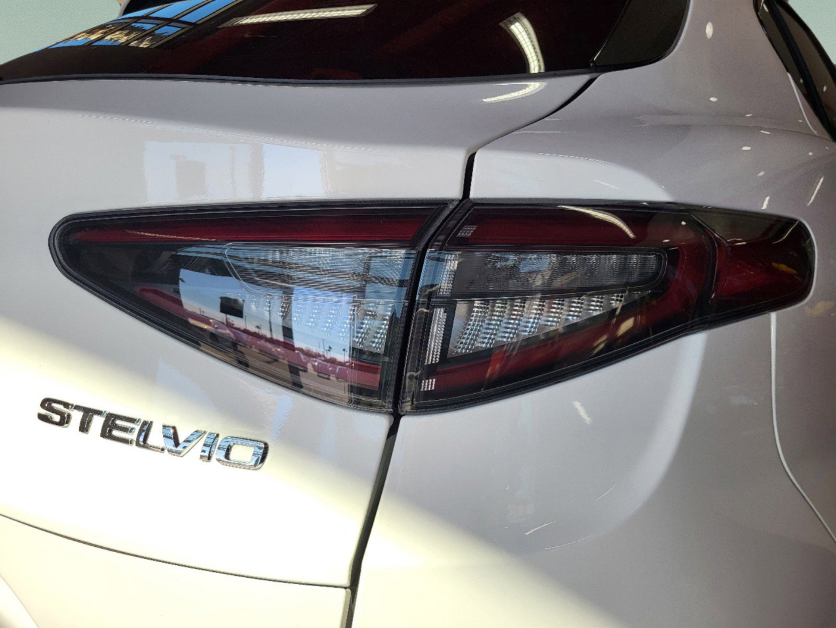 New 2025 Alfa Romeo Stelvio Sprint AWD/4WD image 75