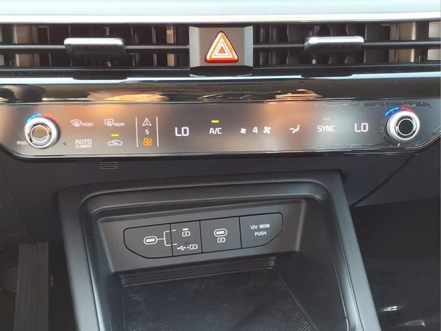 Used 2025 Kia K5 LXS FWD image 20