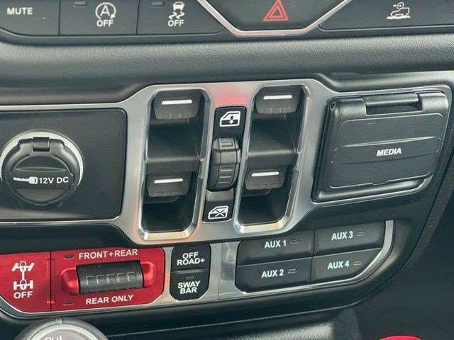 New 2026 Jeep Wrangler Unlimited Rubicon AWD/4WD image 23