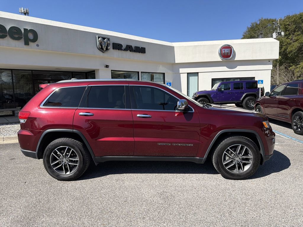 Used 2018 Jeep Grand Cherokee Limited image 4