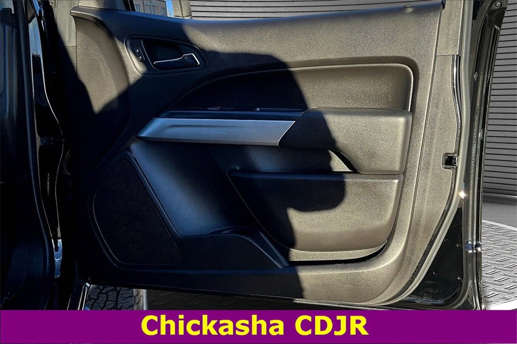Used 2018 Chevrolet Colorado ZR2 w/ ZR2 Midnight Special Edition image 26