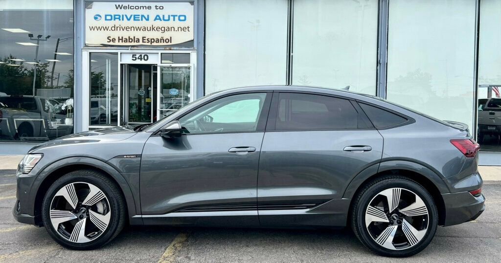 Used 2021 Audi e-tron Prestige w/ Prestige Package AWD/4WD image 35