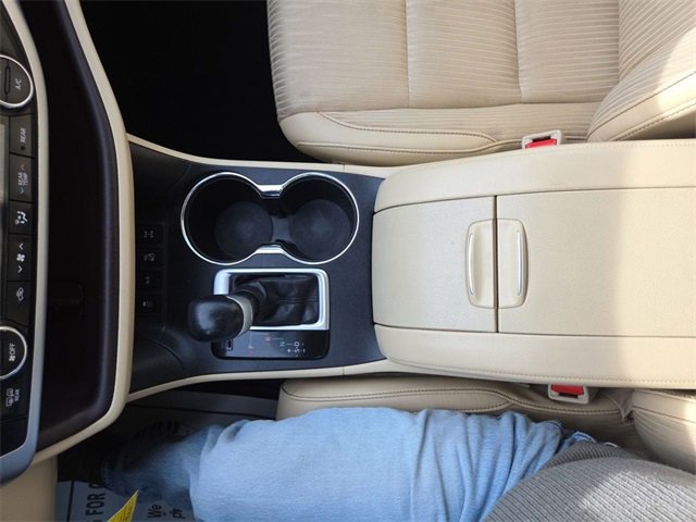 Used 2016 Toyota Highlander LE image 15