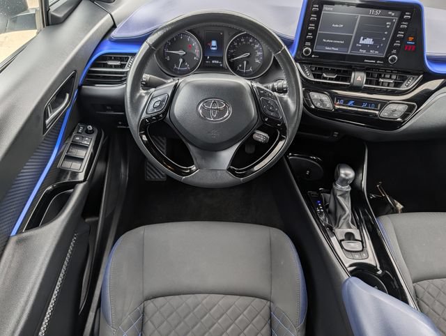 Used 2021 Toyota C-HR XLE FWD image 11