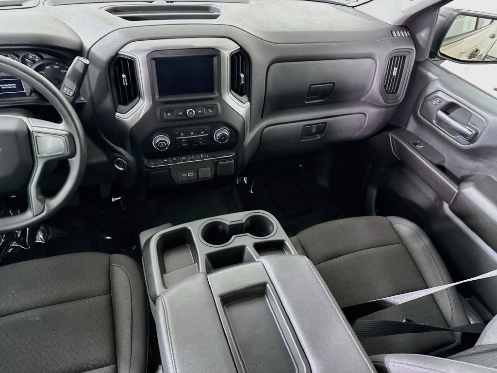 Used 2026 Chevrolet Silverado 1500 Custom w/ LPO, Dark Essentials Package AWD/4WD image 23
