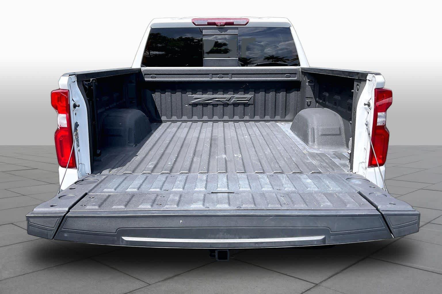 Used 2022 Chevrolet Silverado 1500 ZR2 w/ Technology Package AWD/4WD image 34