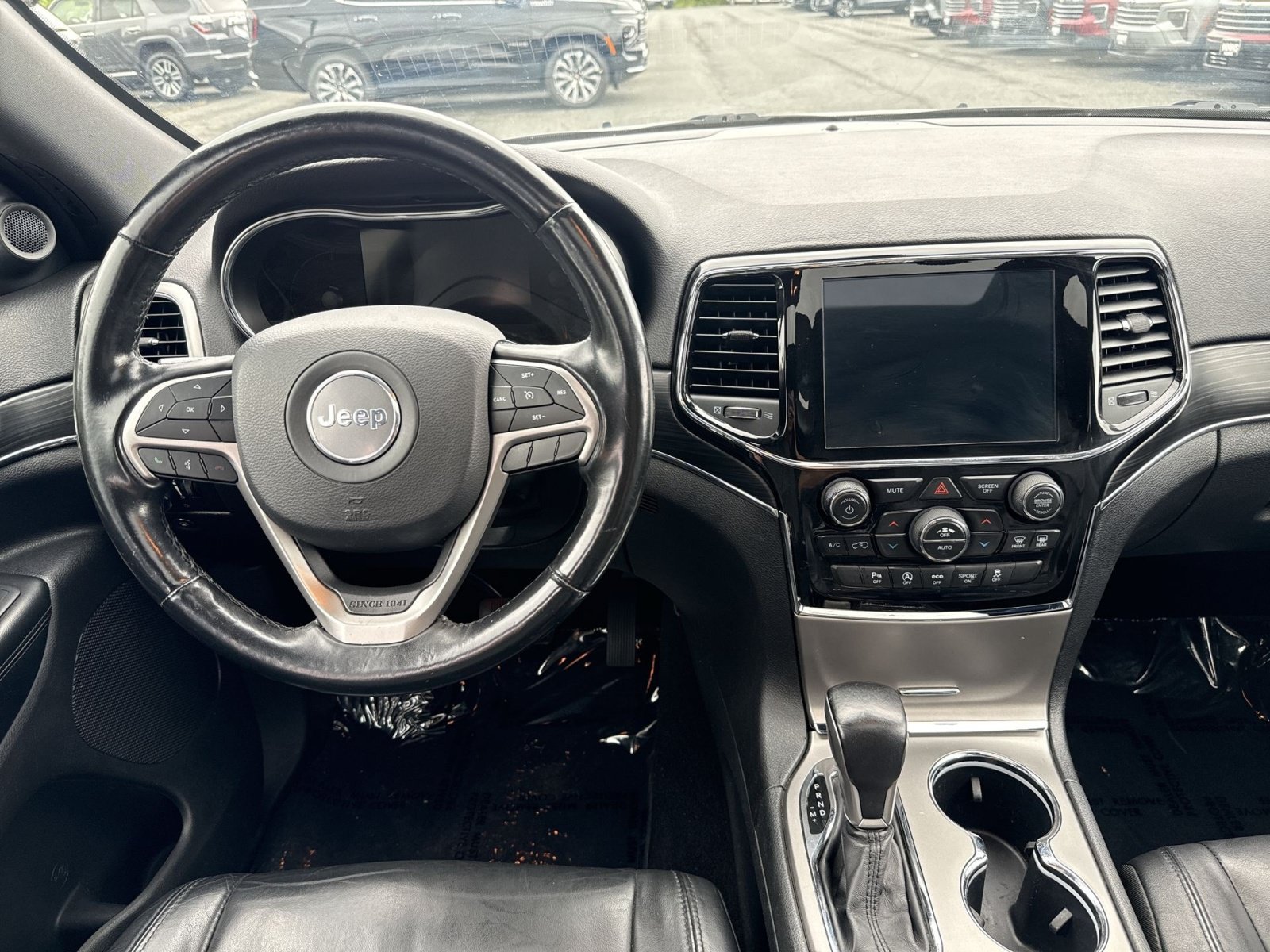 Used 2019 Jeep Grand Cherokee Limited AWD/4WD image 24