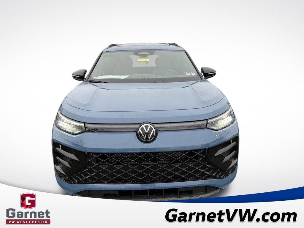 New 2026 Volkswagen Tiguan SE R-Line image 8