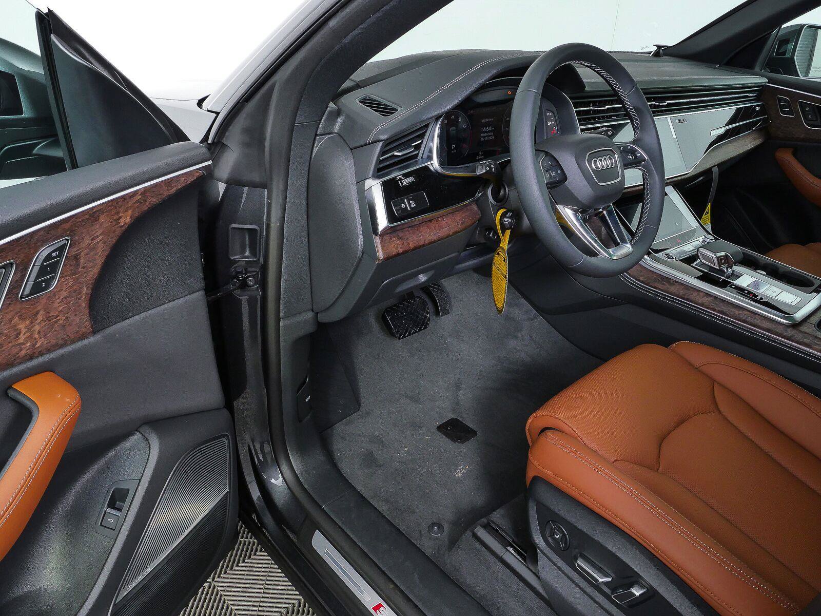 New 2027 Audi Q8 Prestige AWD/4WD image 8