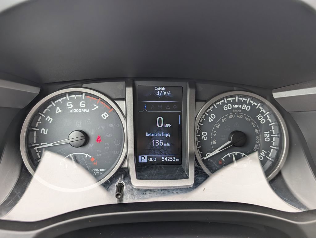 Used 2017 Toyota Tacoma SR5 w/ Tow Package image 22