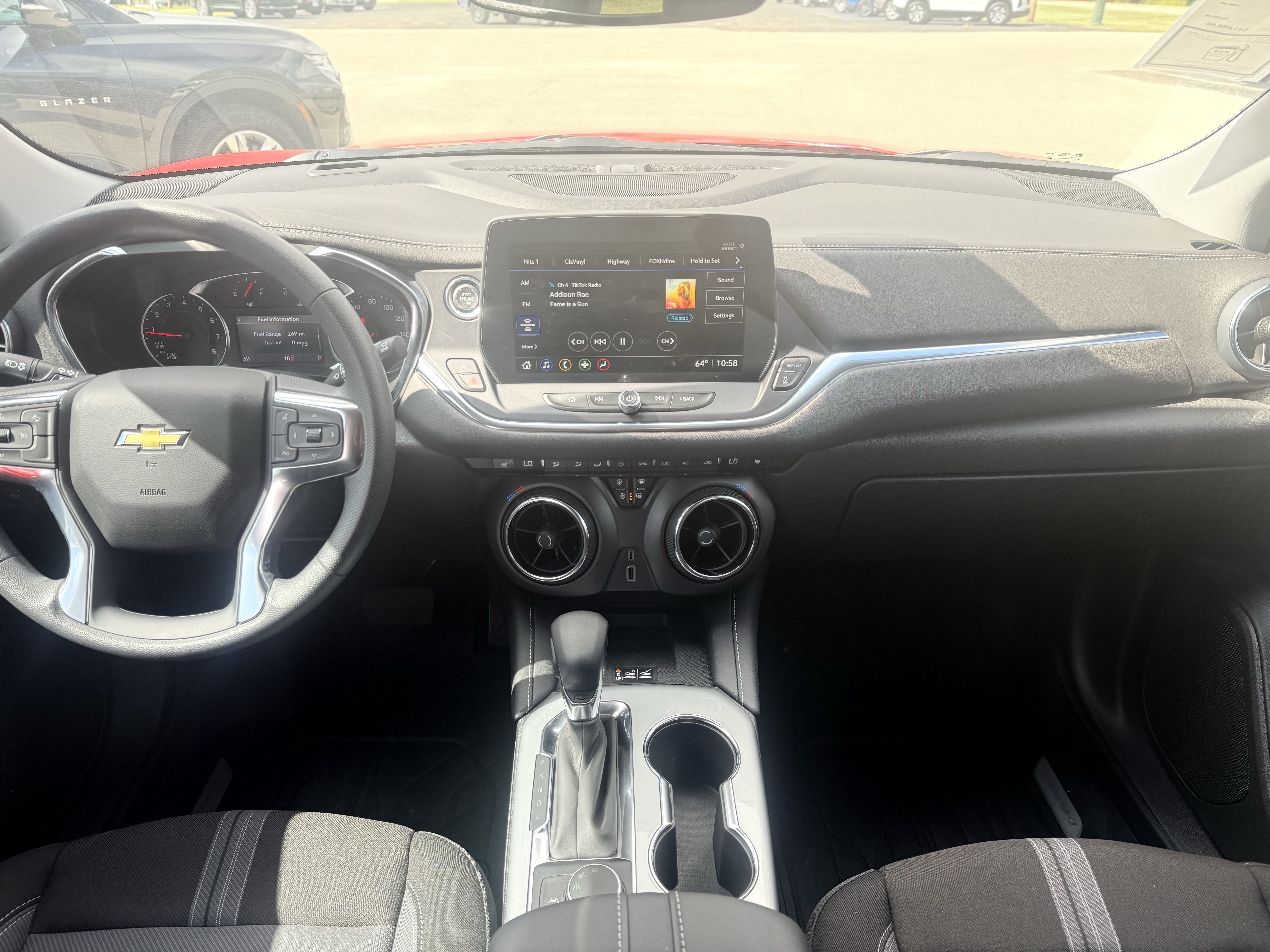 New 2025 Chevrolet Blazer LT w/ Convenience Package FWD image 14