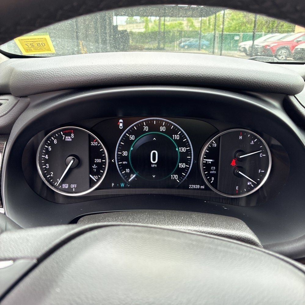 Used 2018 Buick LaCrosse Essence FWD image 4
