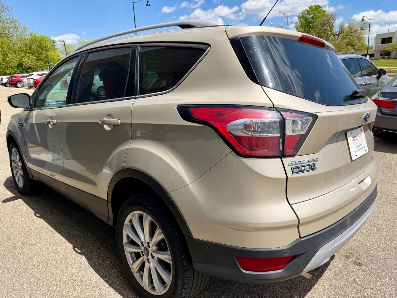 Used 2017 Ford Escape Titanium w/ Equipment Group 301A AWD/4WD image 8