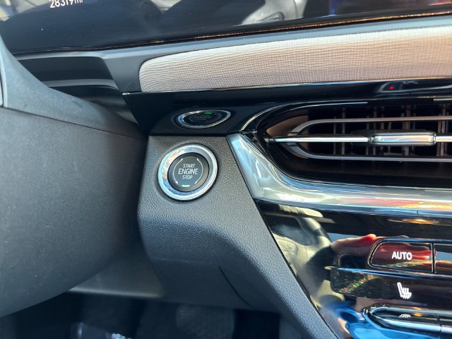 Used 2025 Buick Envista Avenir FWD image 24